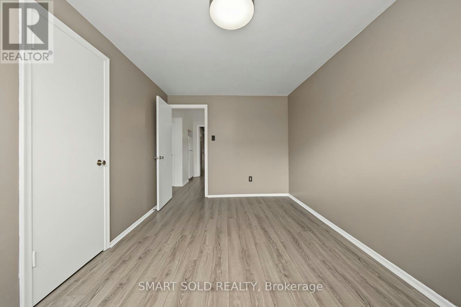1 Cameo Crescent, Toronto, ON, M6N 2K4 - 33