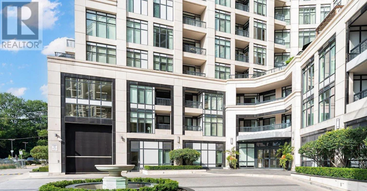 816-1 Old Mill Drive, Toronto, ON, M6S 0A1