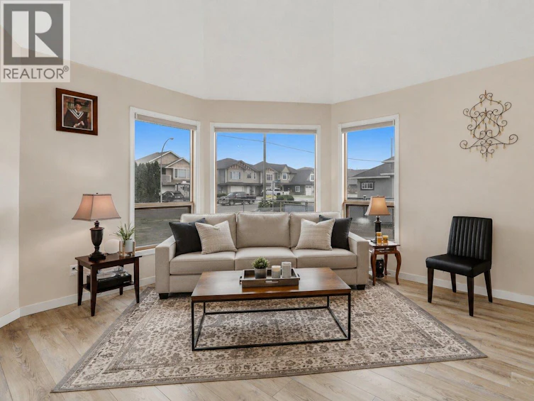 864 Nicolani Drive, Kamloops, BC, V2B 5B3 - 6