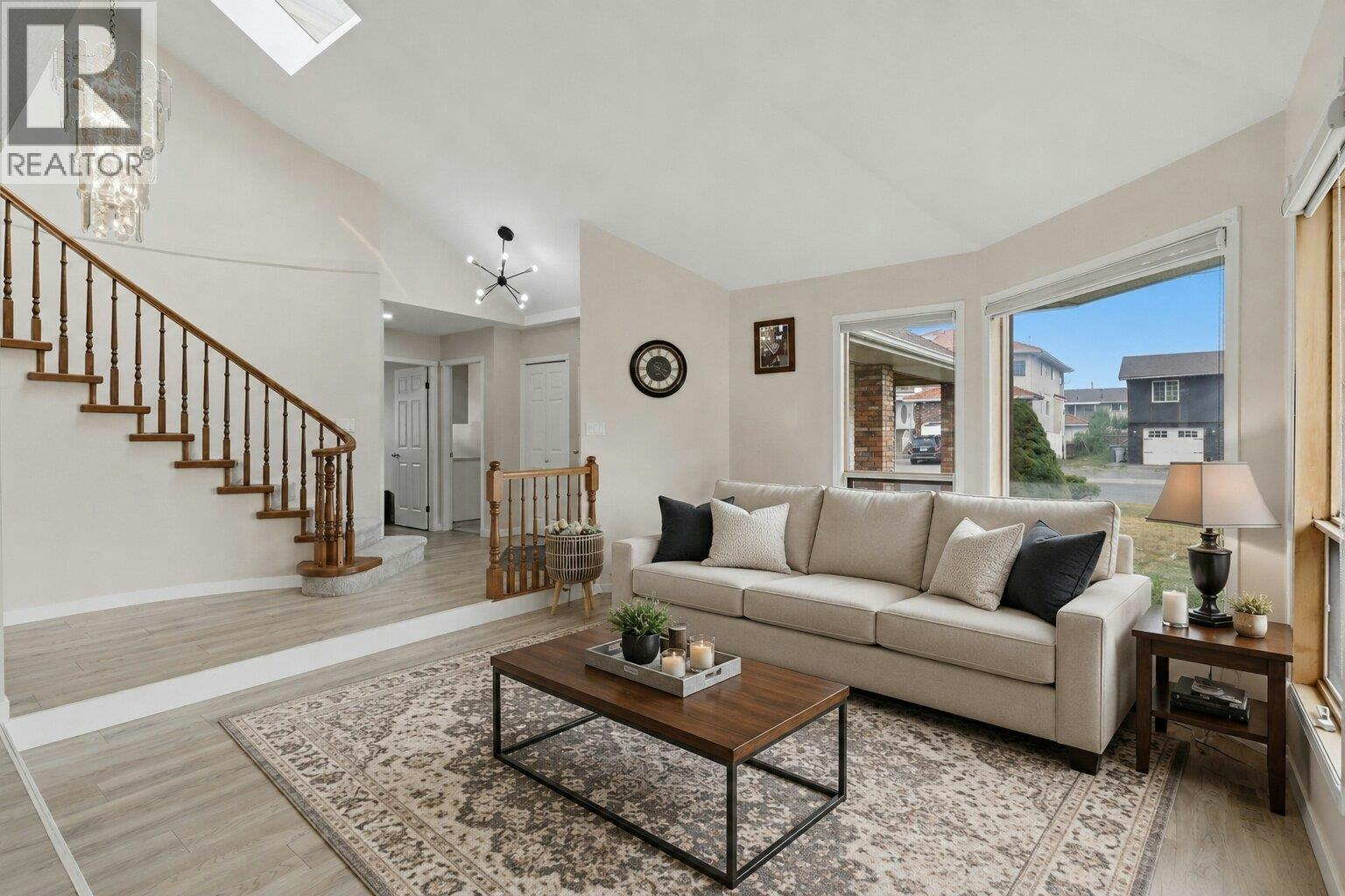 864 Nicolani Drive, Kamloops, BC, V2B 5B3 - 7