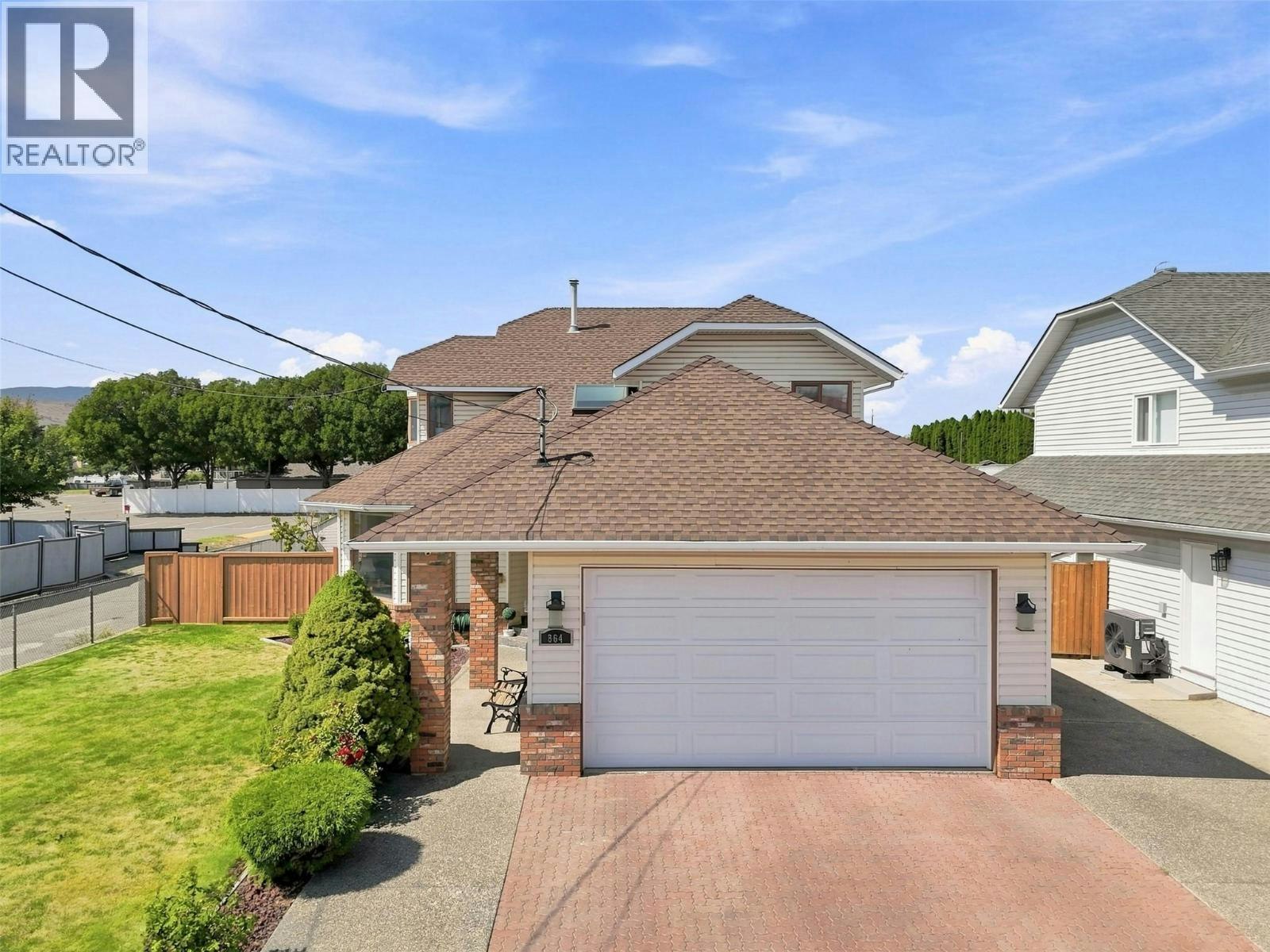 864 Nicolani Drive, Kamloops, BC, V2B 5B3 - 2