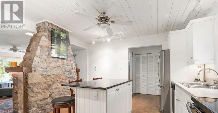99 Riverside Drive, Kawartha Lakes, ON, K0M 1A0 - 25