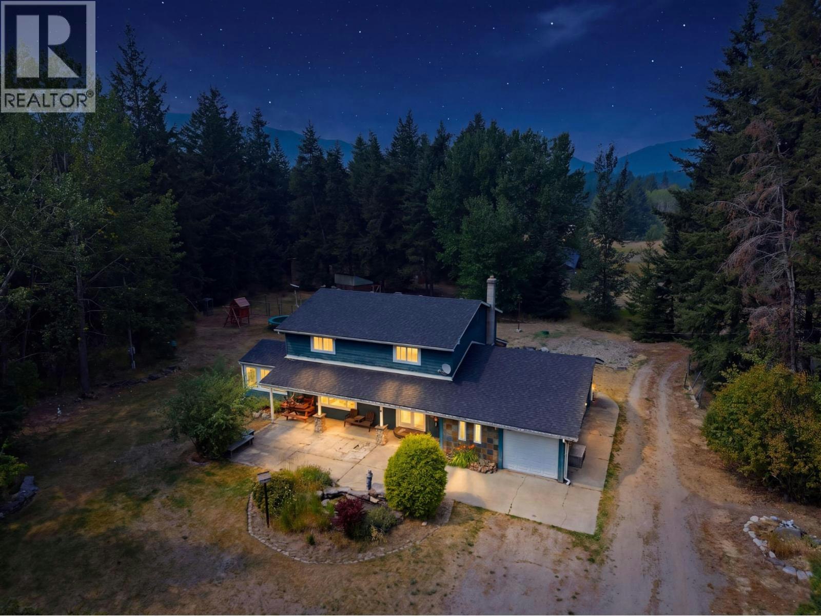 4425 Chase Falkland Road, Falkland, BC, V0E 1W0