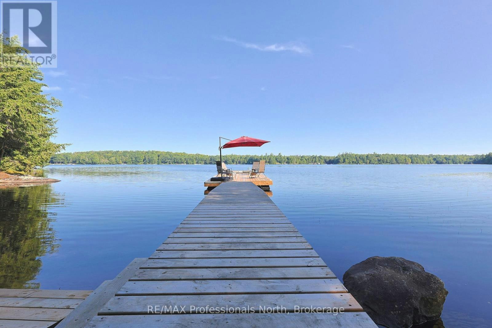1365 Dickie Lake Road, Lake of Bays, ON, P0B 1A0