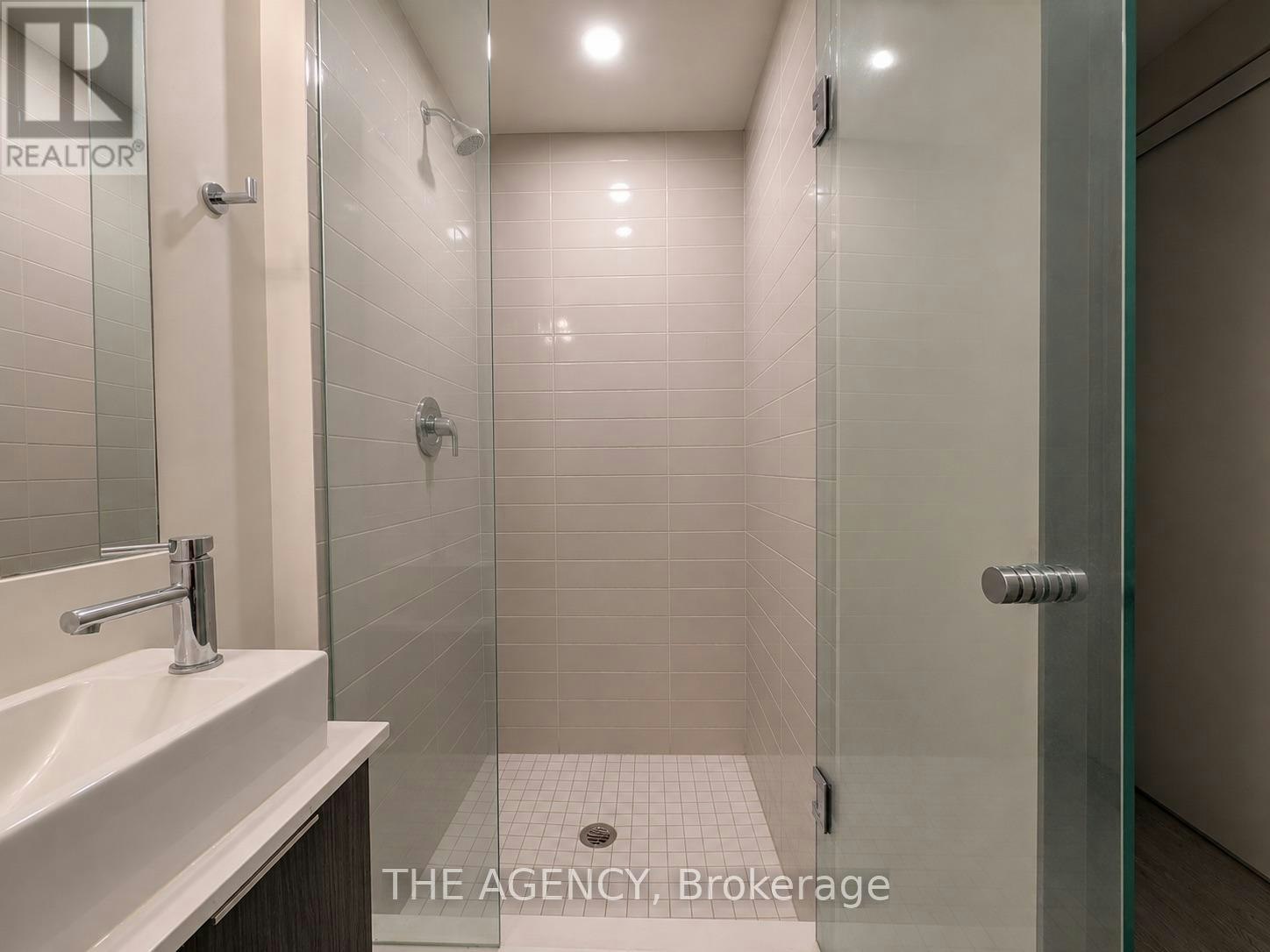 1415W-27 Bathurst Street, Toronto, ON, M5V 0R1 - 4