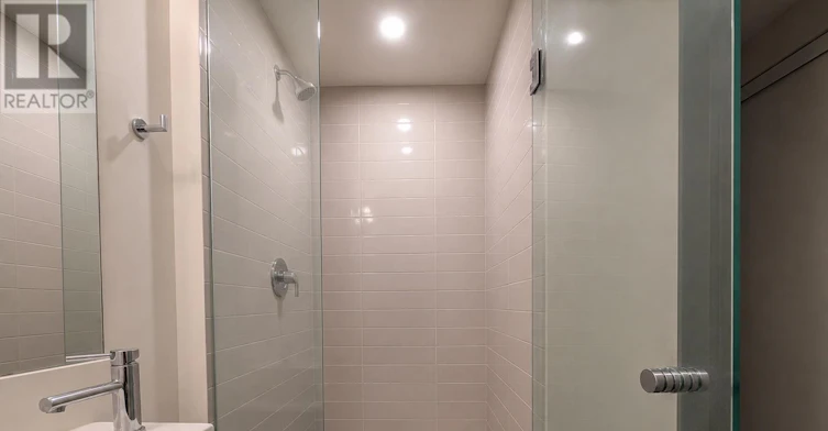 1415W-27 Bathurst Street, Toronto, ON, M5V 0R1 - 4