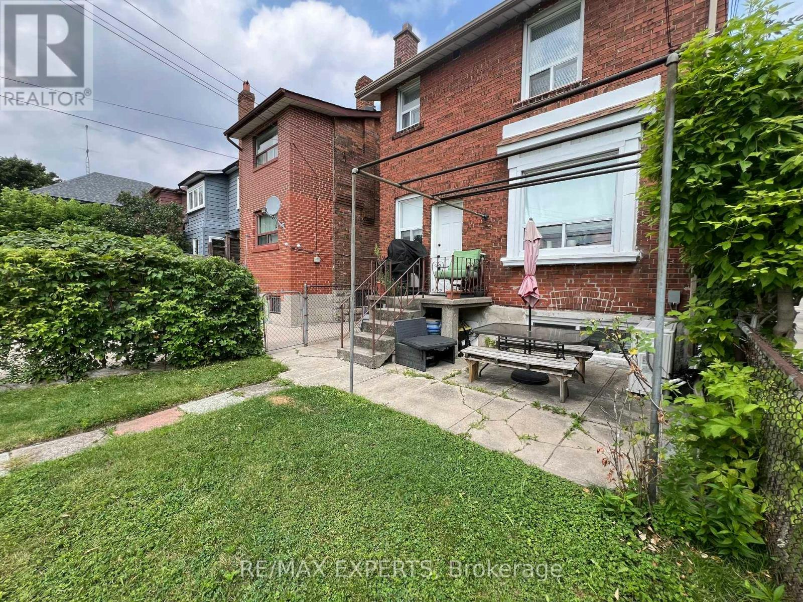 2ND FLOOR-366 Lauder Avenue, Toronto, ON, M6E 3H8 - 24