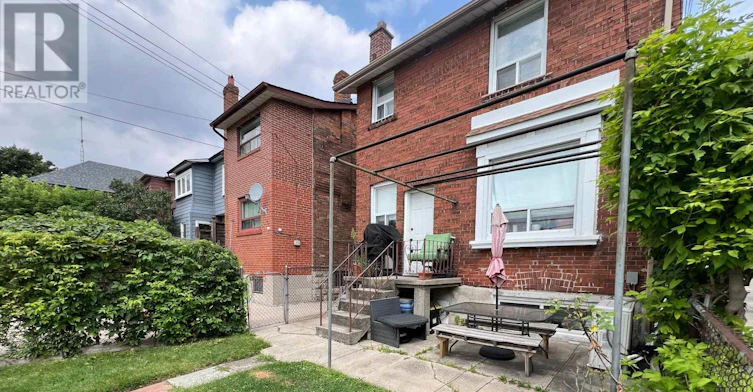 2ND FLOOR-366 Lauder Avenue, Toronto, ON, M6E 3H8 - 24
