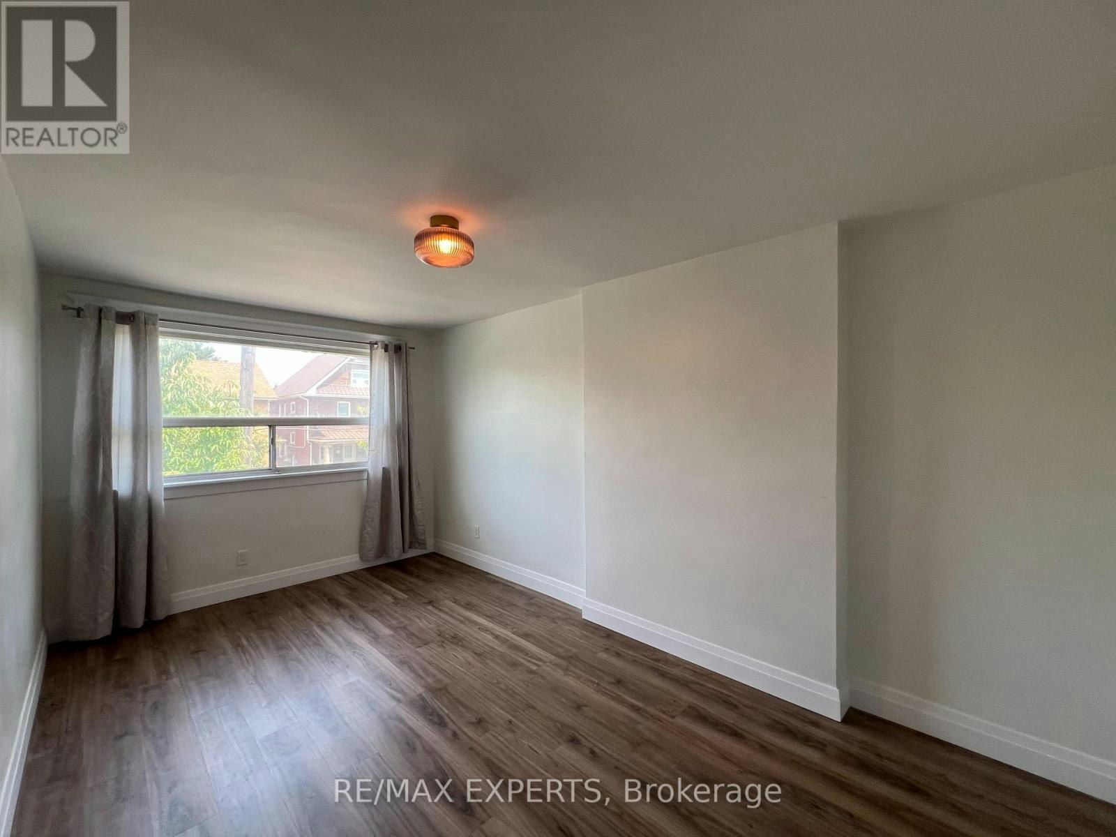 2ND FLOOR-366 Lauder Avenue, Toronto, ON, M6E 3H8 - 5
