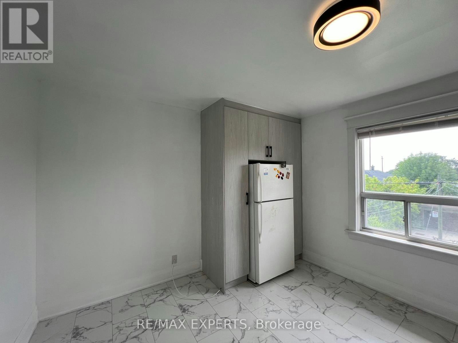 2ND FLOOR-366 Lauder Avenue, Toronto, ON, M6E 3H8 - 19