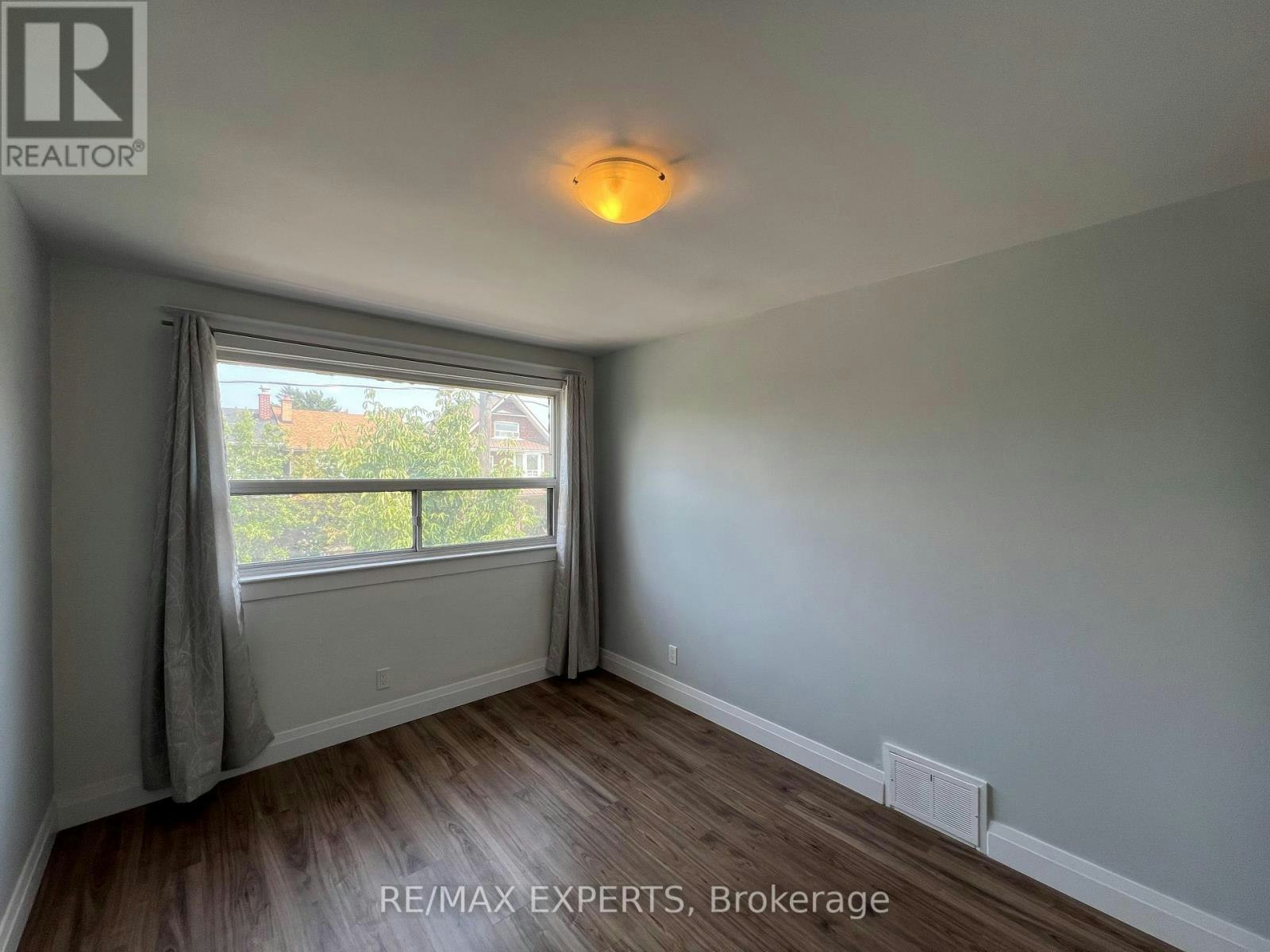 2ND FLOOR-366 Lauder Avenue, Toronto, ON, M6E 3H8 - 16