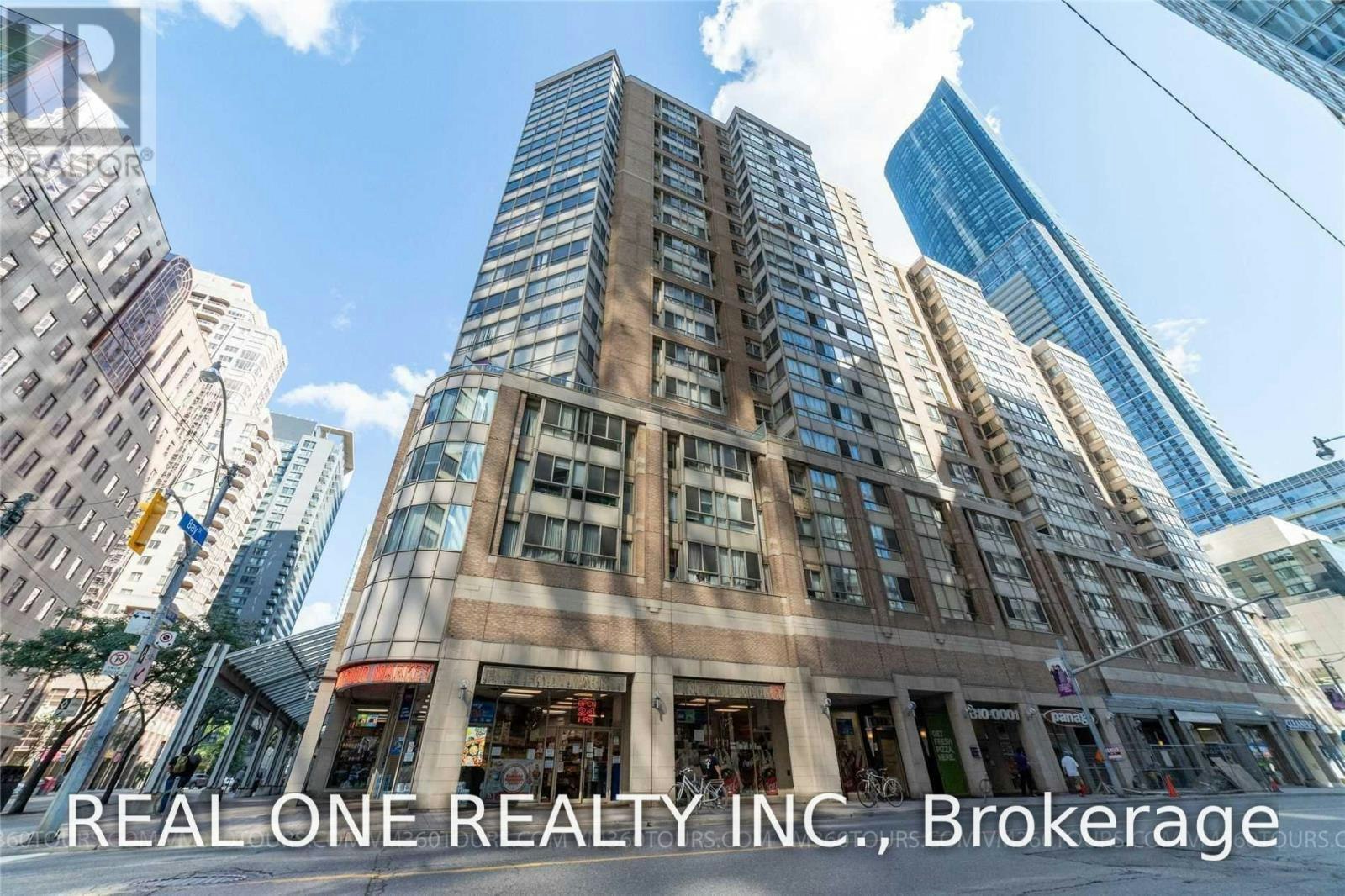1612-711 Bay Street, Toronto, ON, M5G 2J8 - 2
