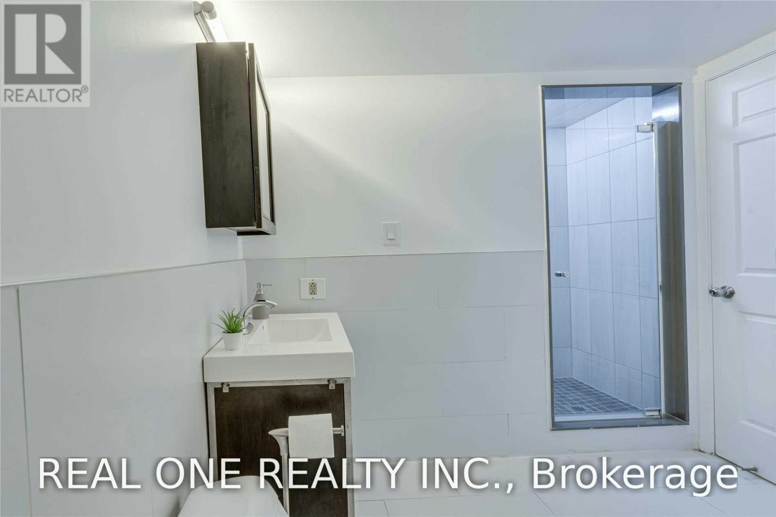 1612-711 Bay Street, Toronto, ON, M5G 2J8 - 19