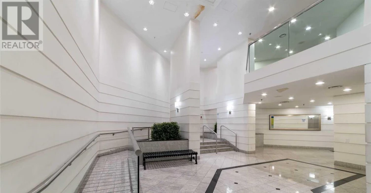 1612-711 Bay Street, Toronto, ON, M5G 2J8 - 4