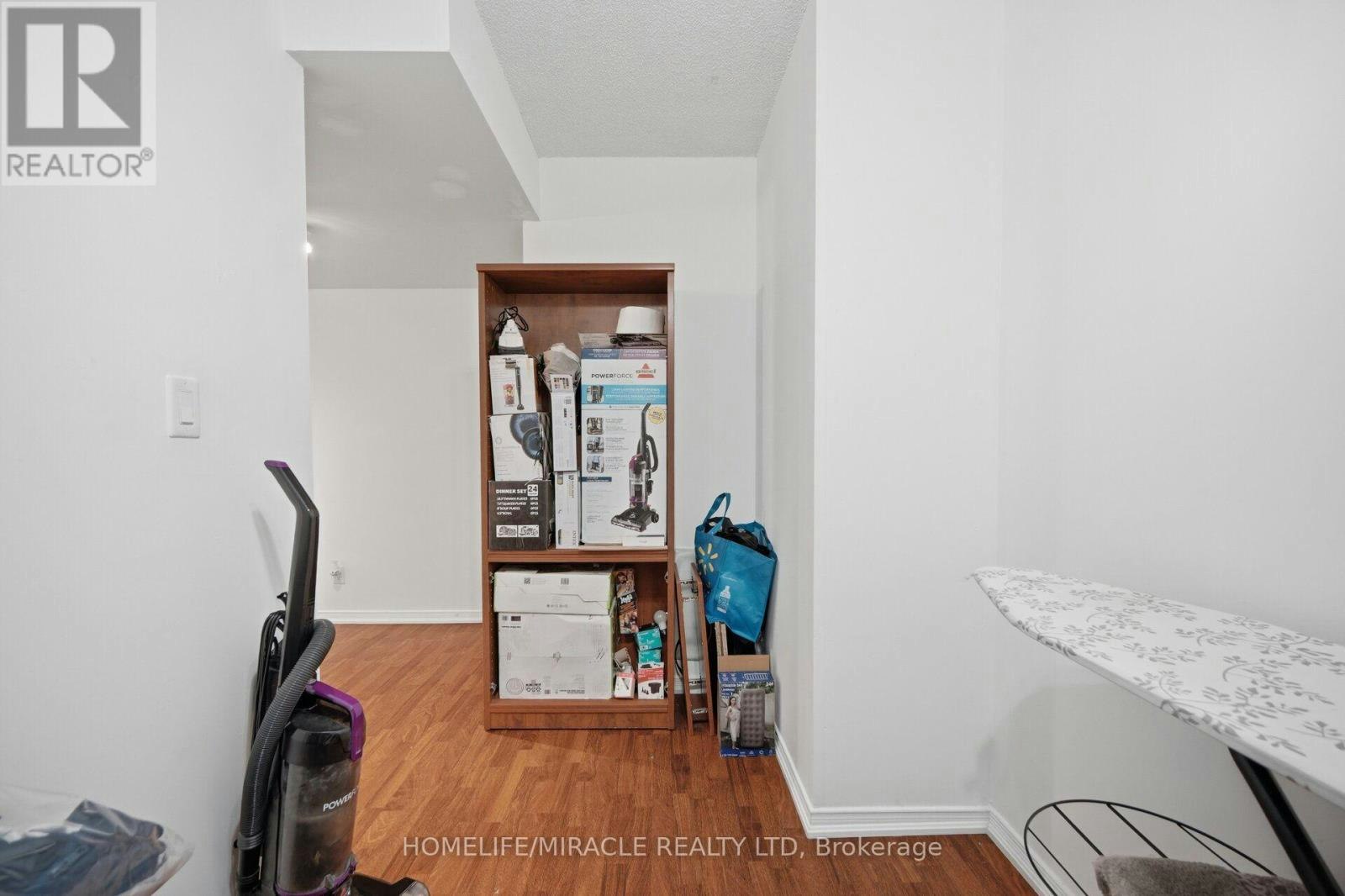 8-8 Rosebank Drive, Toronto, ON, M1B 5Z3 - 27