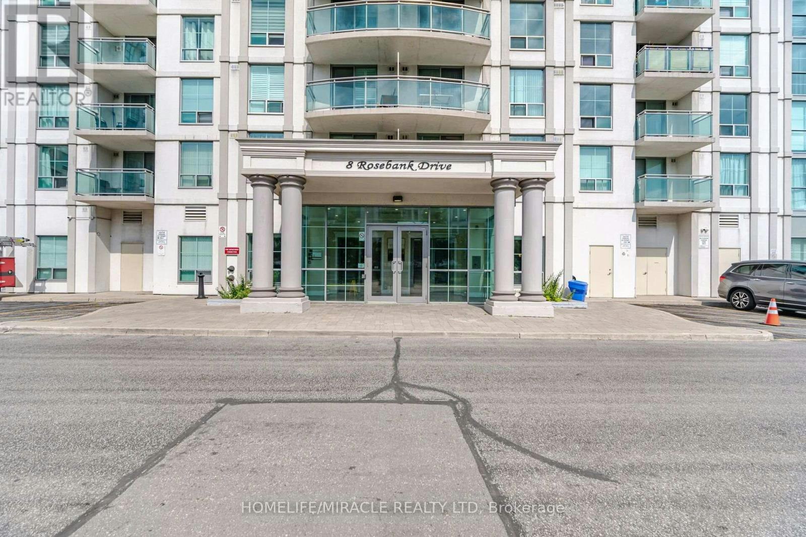 8-8 Rosebank Drive, Toronto, ON, M1B 5Z3 - 3