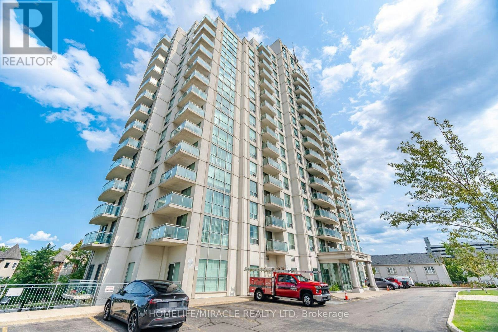 8-8 Rosebank Drive, Toronto, ON, M1B 5Z3 - 2