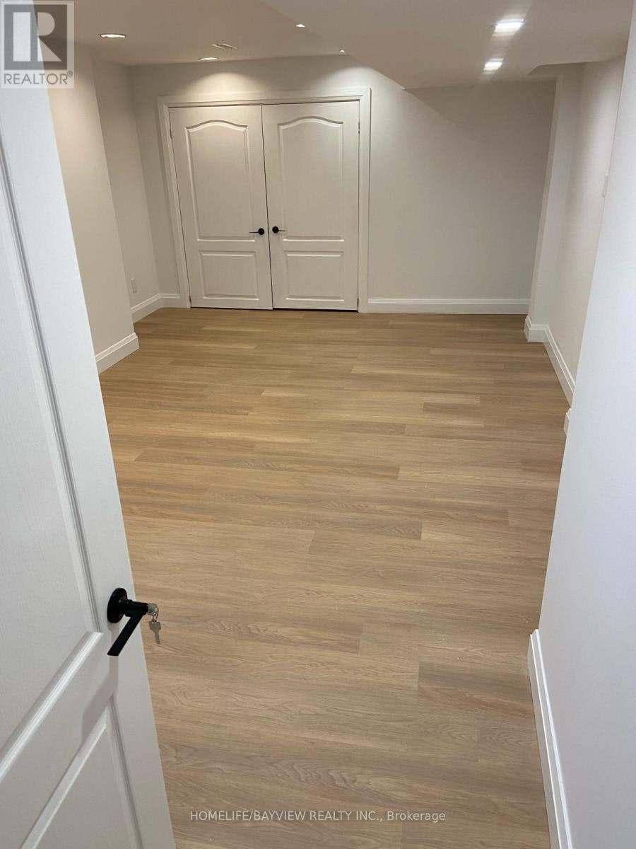 BSMT-115 Newport Square, Vaughan, ON, L4J 7N3 - 8