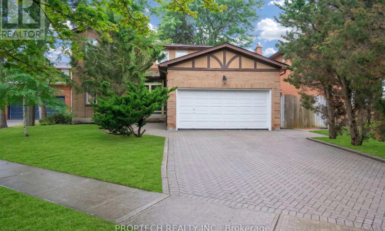 245 Fincham Avenue