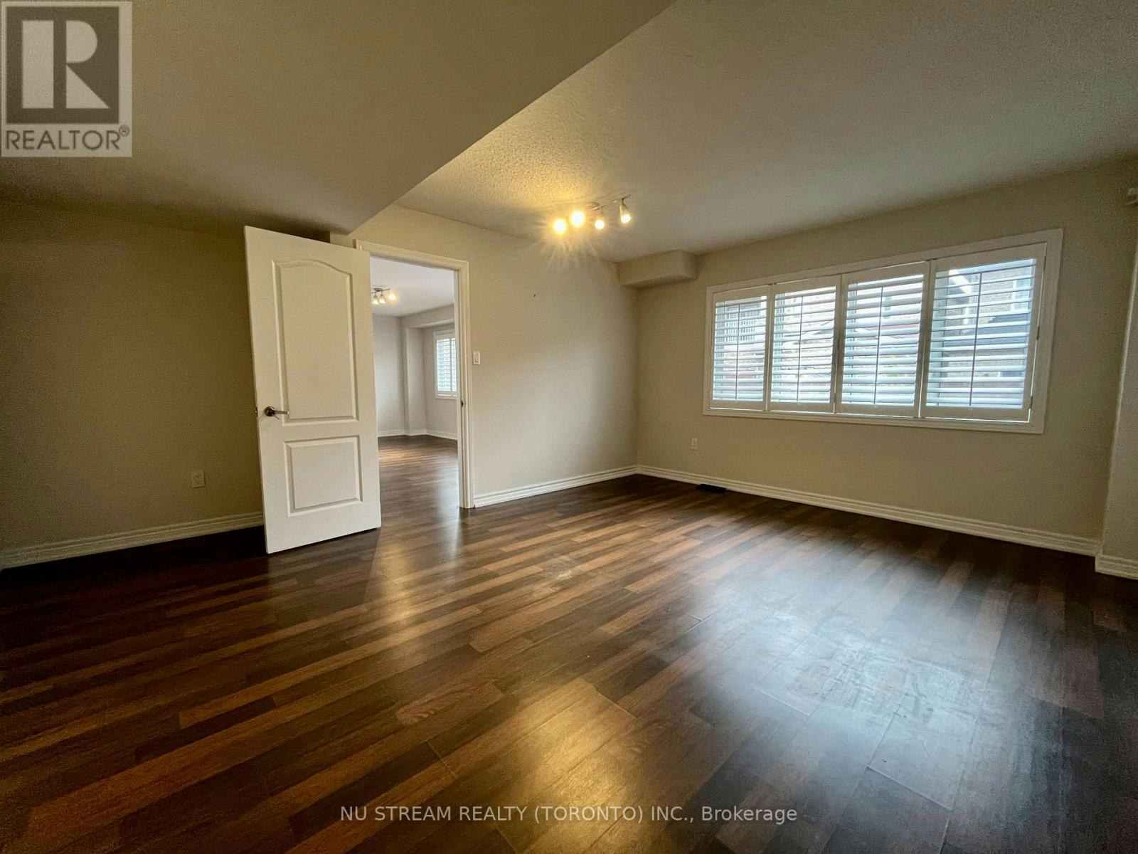 1ST&BSM-41 Begonia Street, Markham, ON, L6E 0P6 - 11