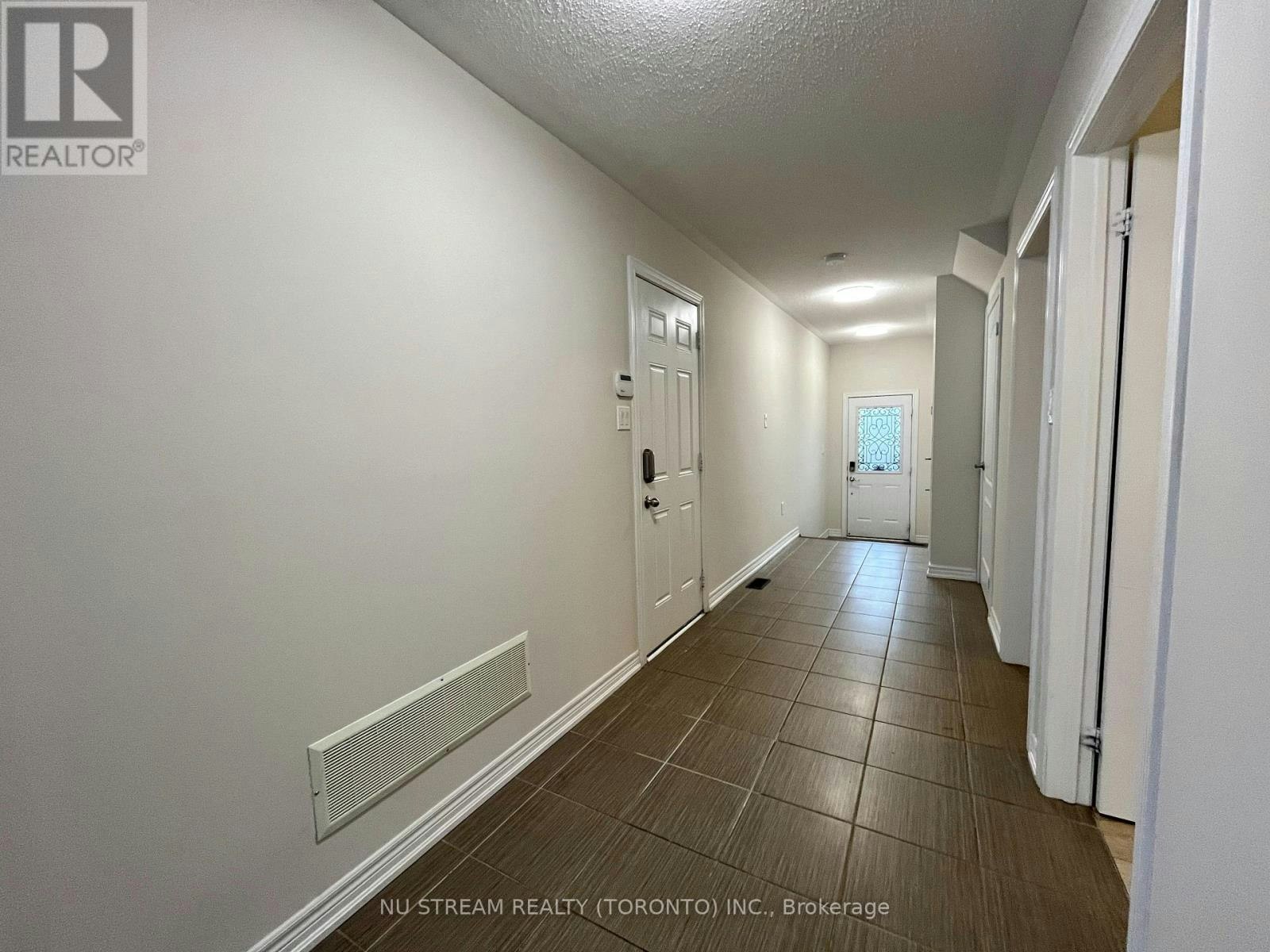 1ST&BSM-41 Begonia Street, Markham, ON, L6E 0P6 - 6
