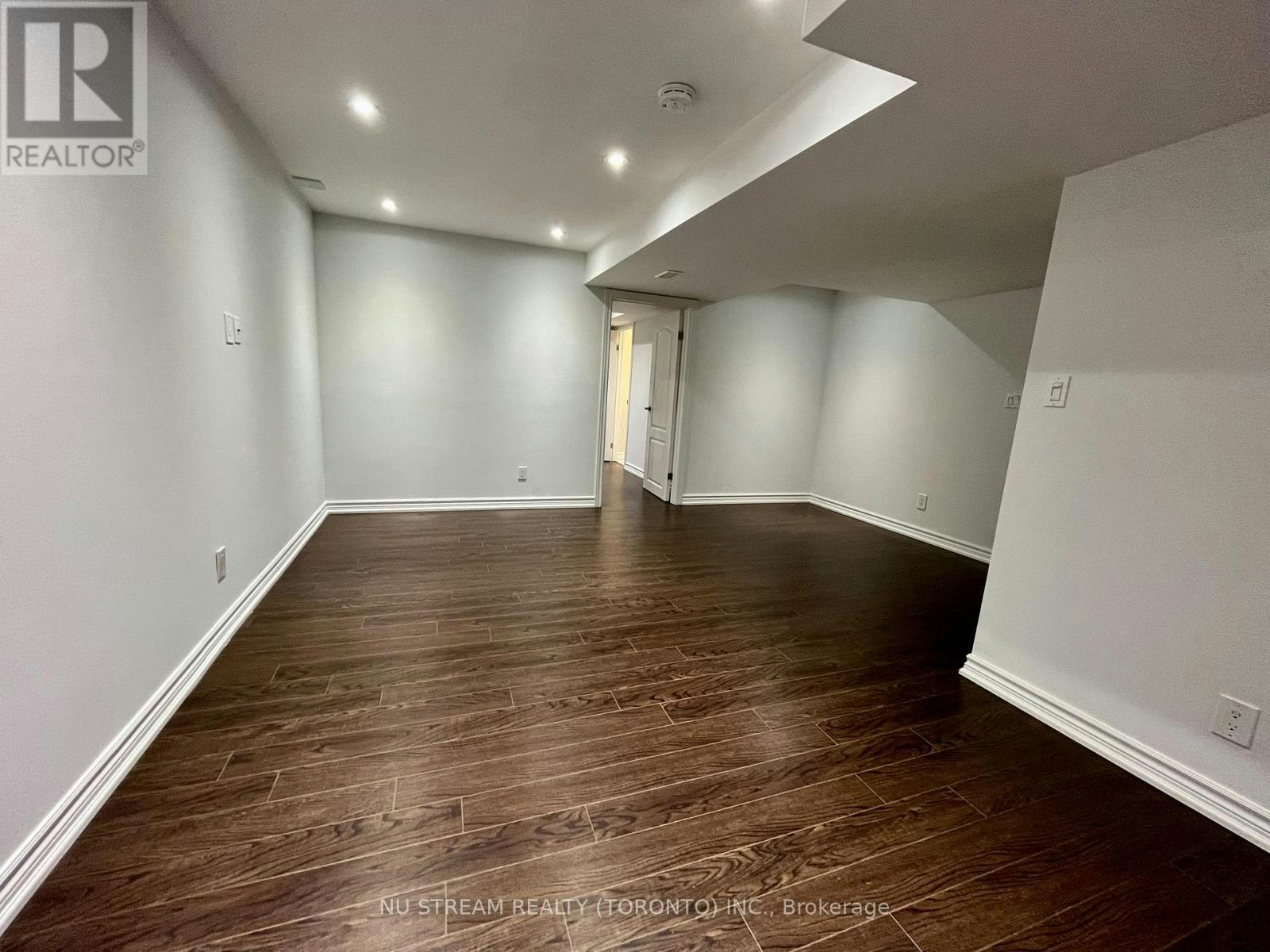 1ST&BSM-41 Begonia Street, Markham, ON, L6E 0P6 - 20