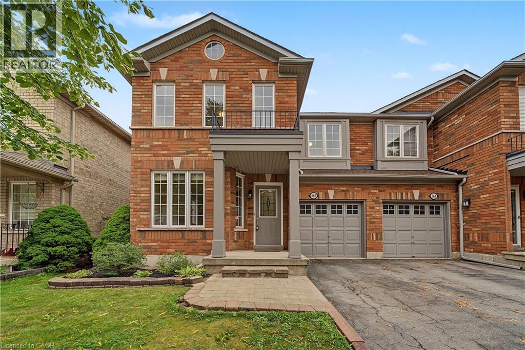 562 Delphine Drive, Burlington, ON, L7L 6X1