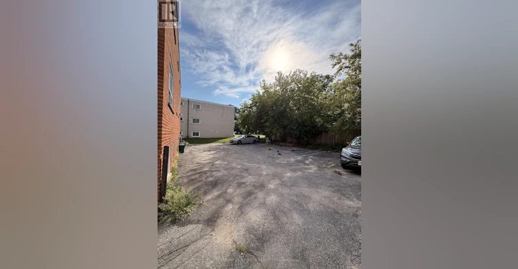 1-13 Queen Street, Barrie, ON, L4M 1Y9 - 9