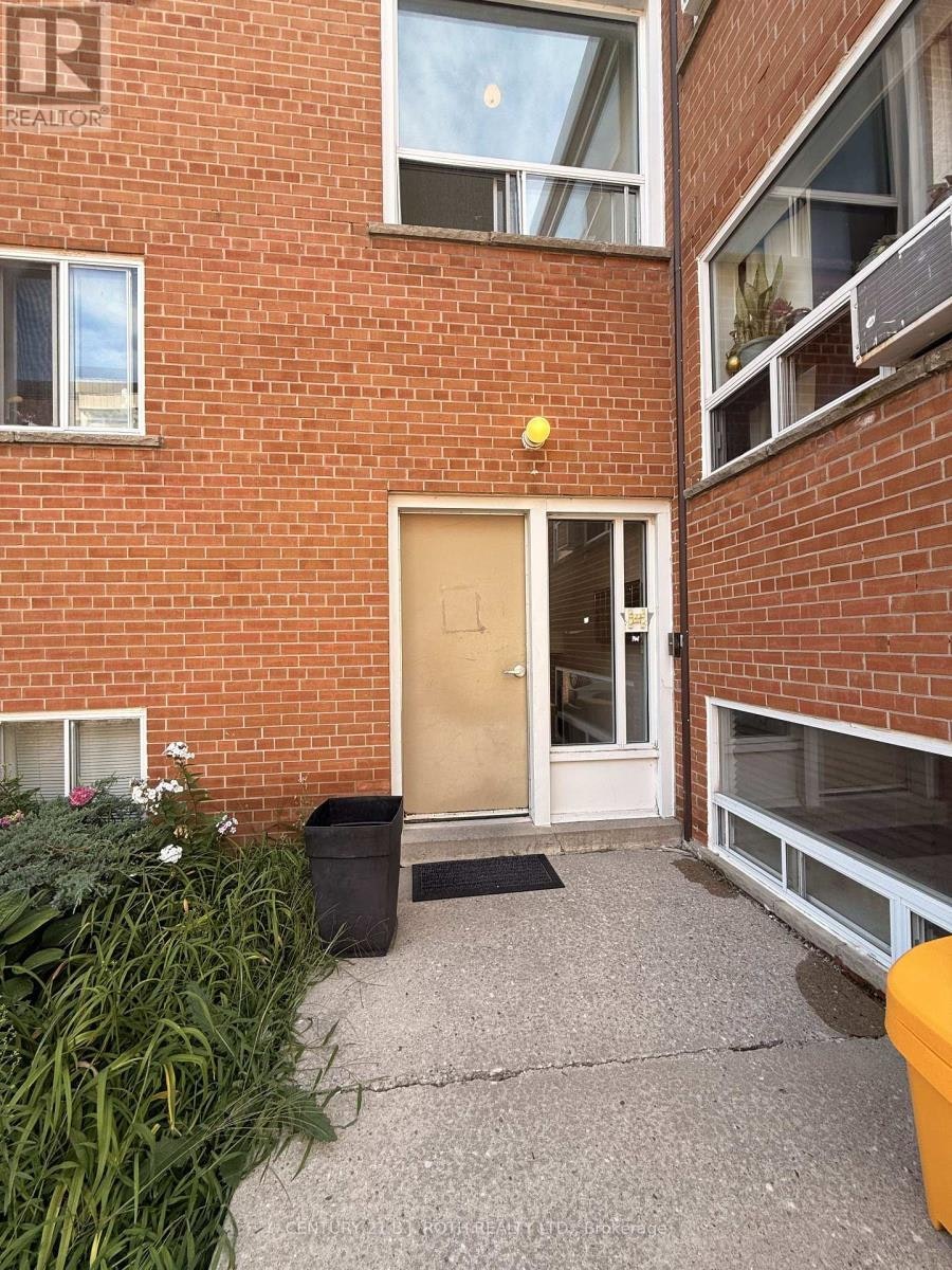 1-13 Queen Street, Barrie, ON, L4M 1Y9 - 2