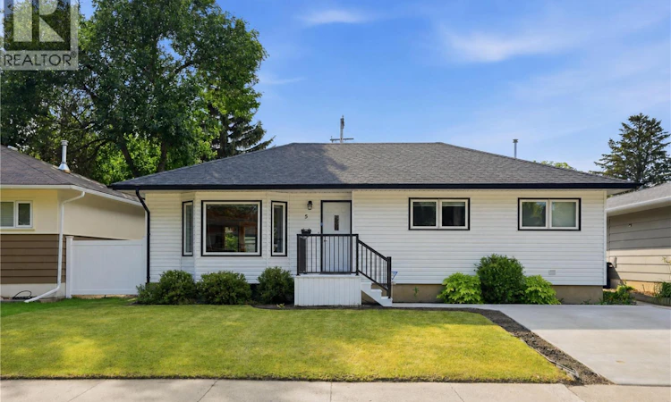 5 Stewart Avenue