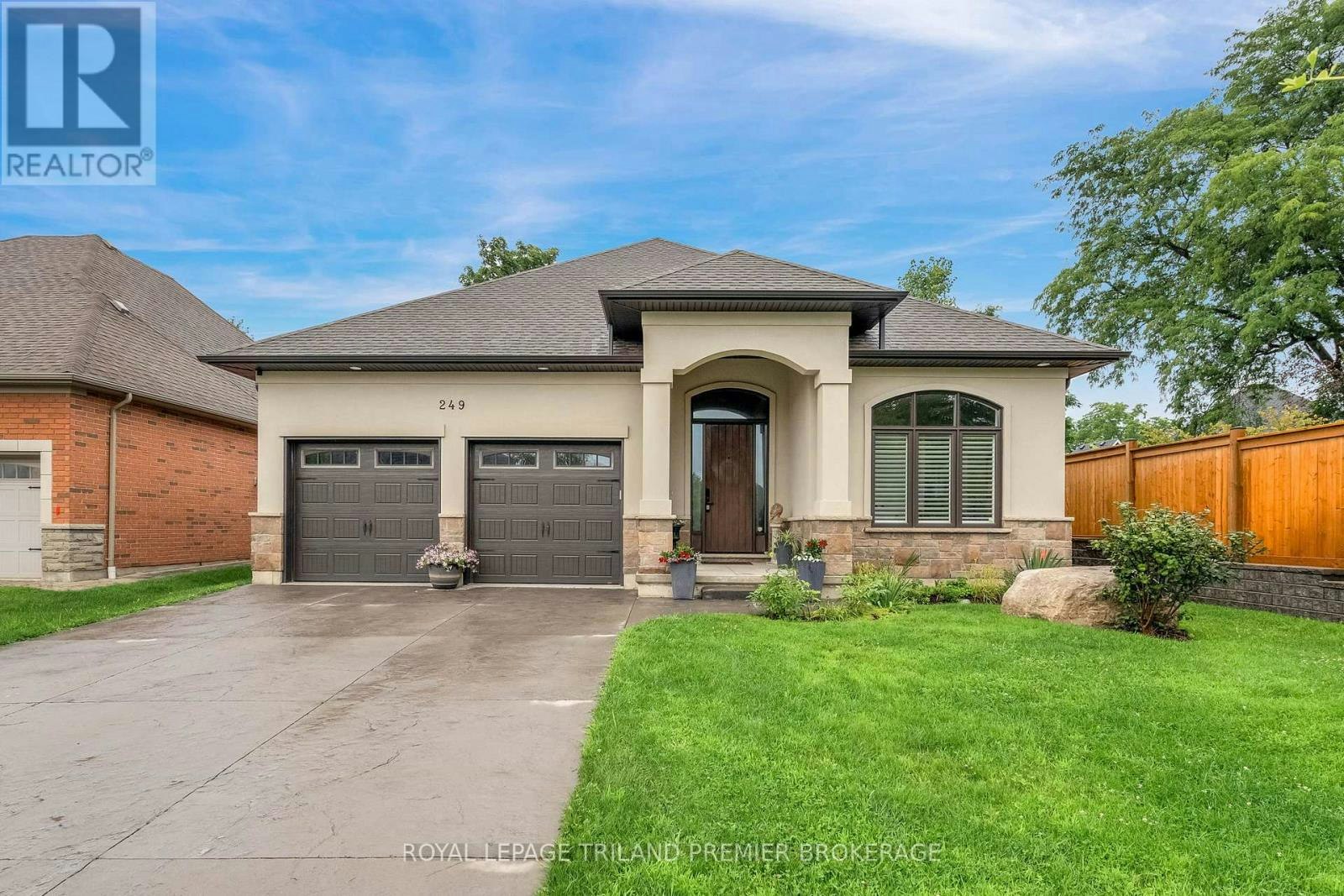 249 Delacourt Road, London, ON, N6G 0H3