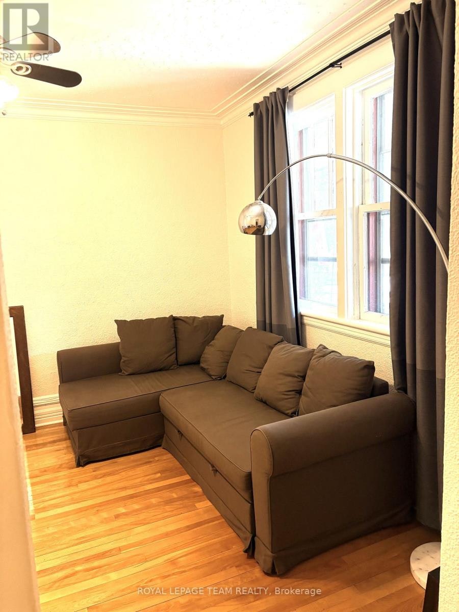 1 Main Level 17 Adelaide Street, Ottawa, ON, K1S 3R9 - 4