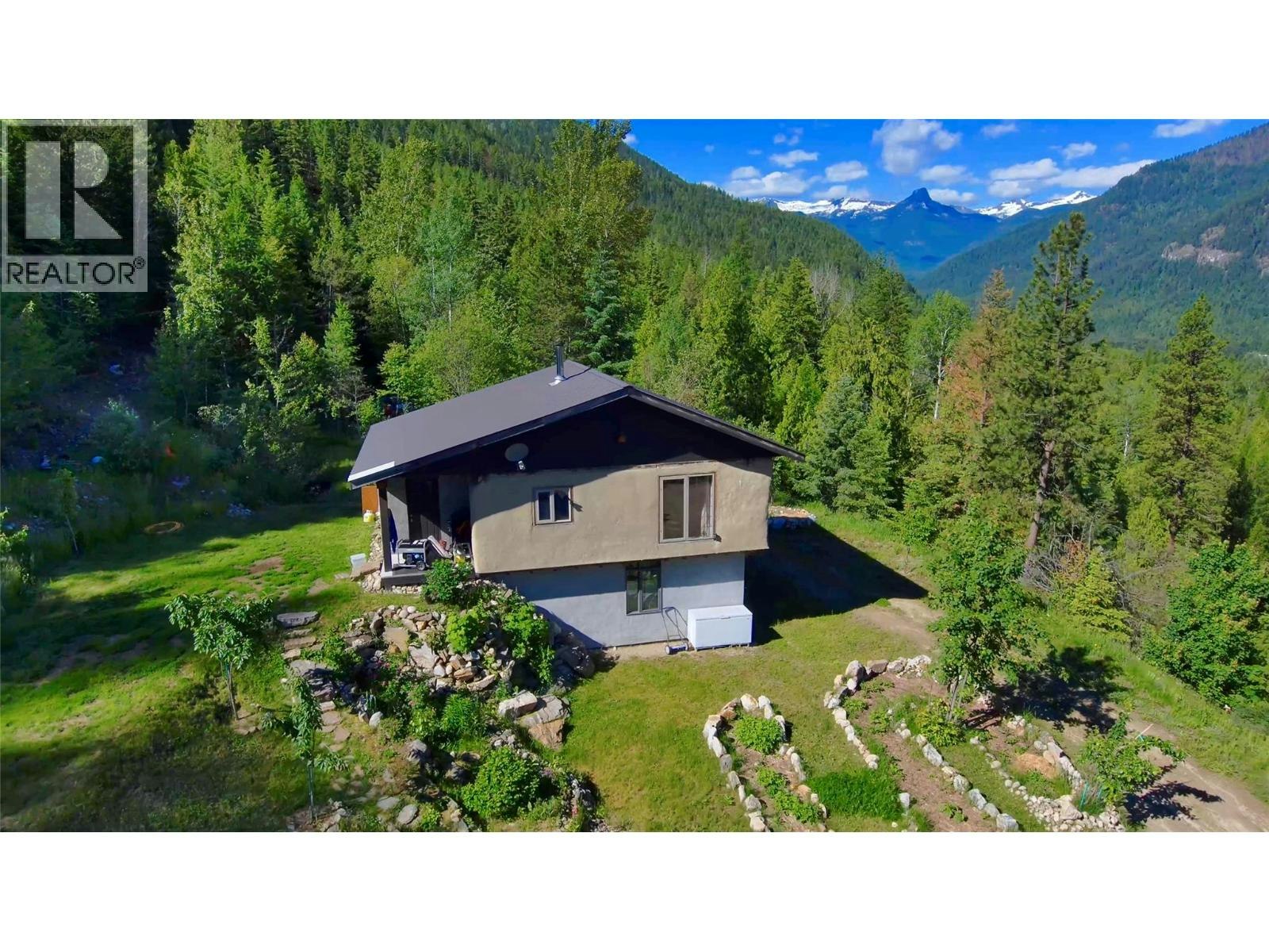4650 6 Highway, Winlaw, BC, V0G 2J0