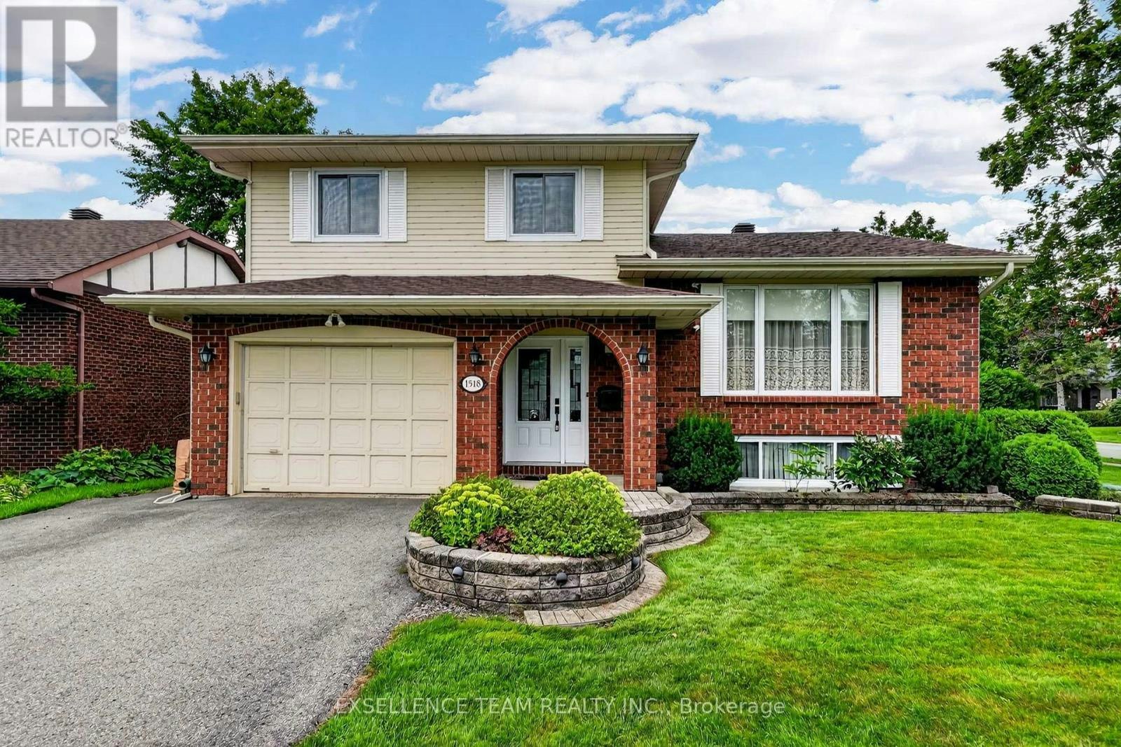 1518 Blakely Drive, Cornwall, ON, K6J 5K1