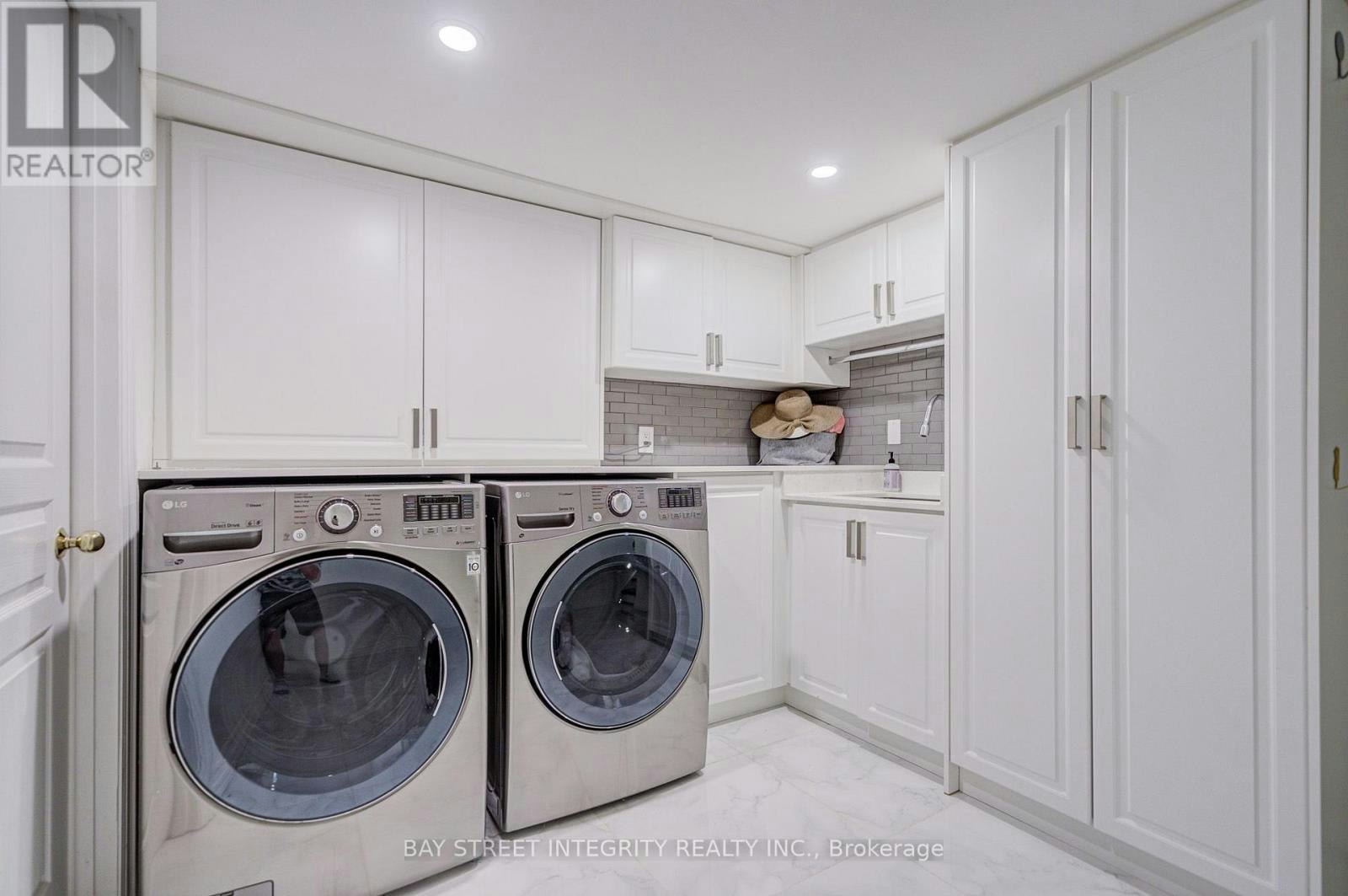354 Old Orchard Grove, Toronto, ON, M5M 2E9 - 42