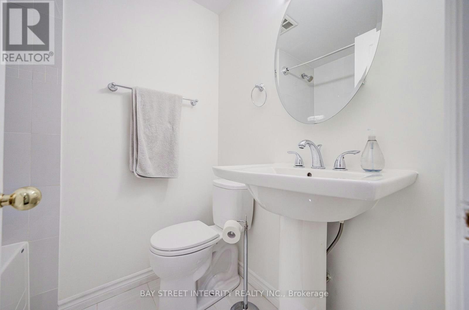 354 Old Orchard Grove, Toronto, ON, M5M 2E9 - 43