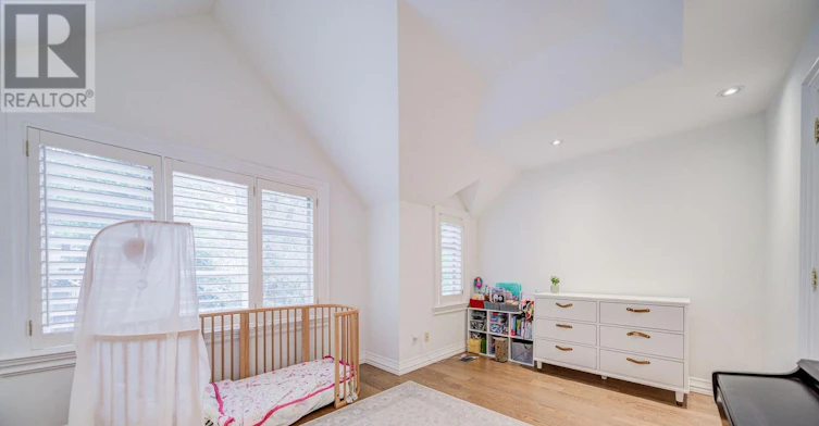 354 Old Orchard Grove, Toronto, ON, M5M 2E9 - 37