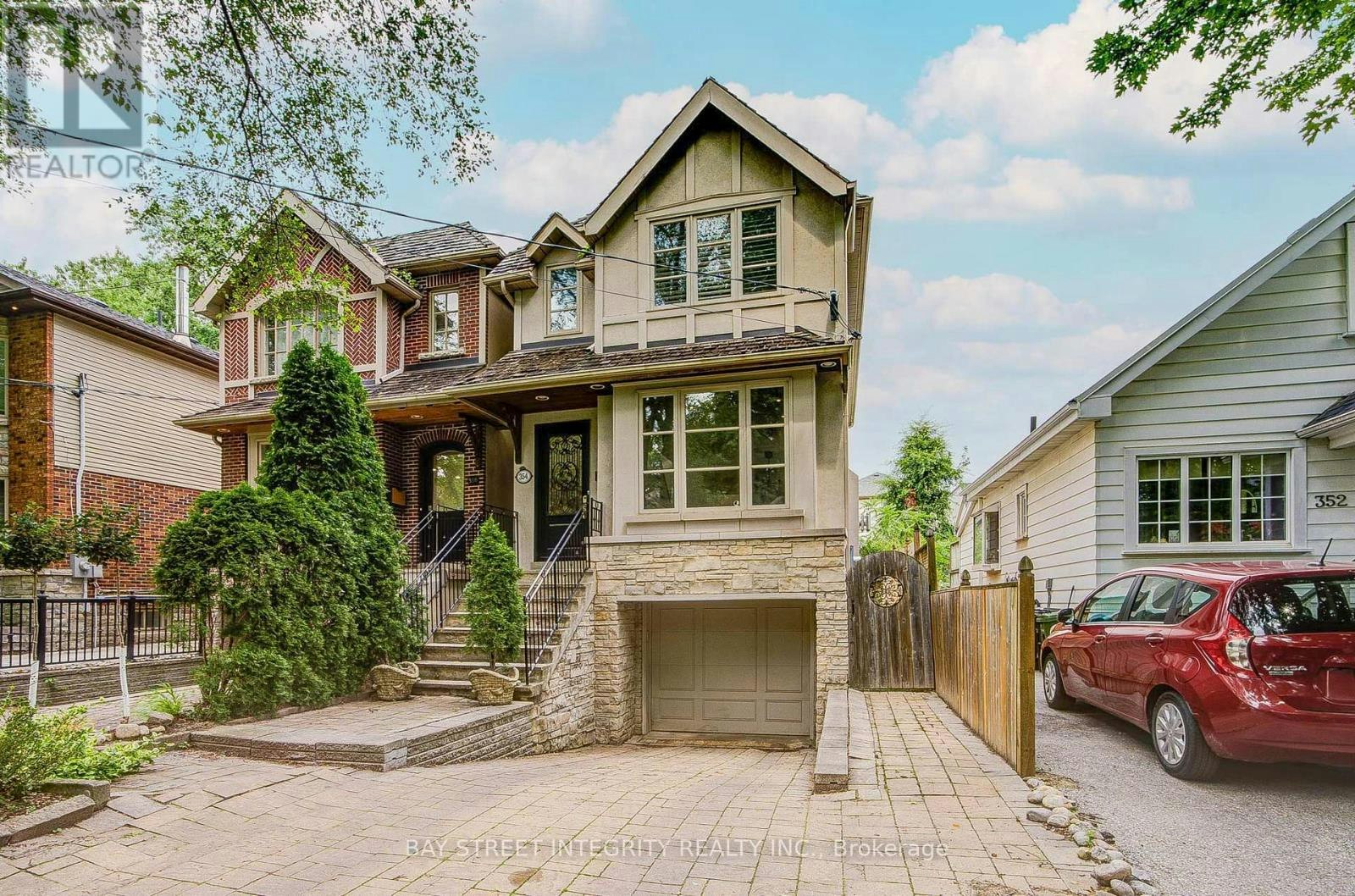 354 Old Orchard Grove, Toronto, ON, M5M 2E9 - 2