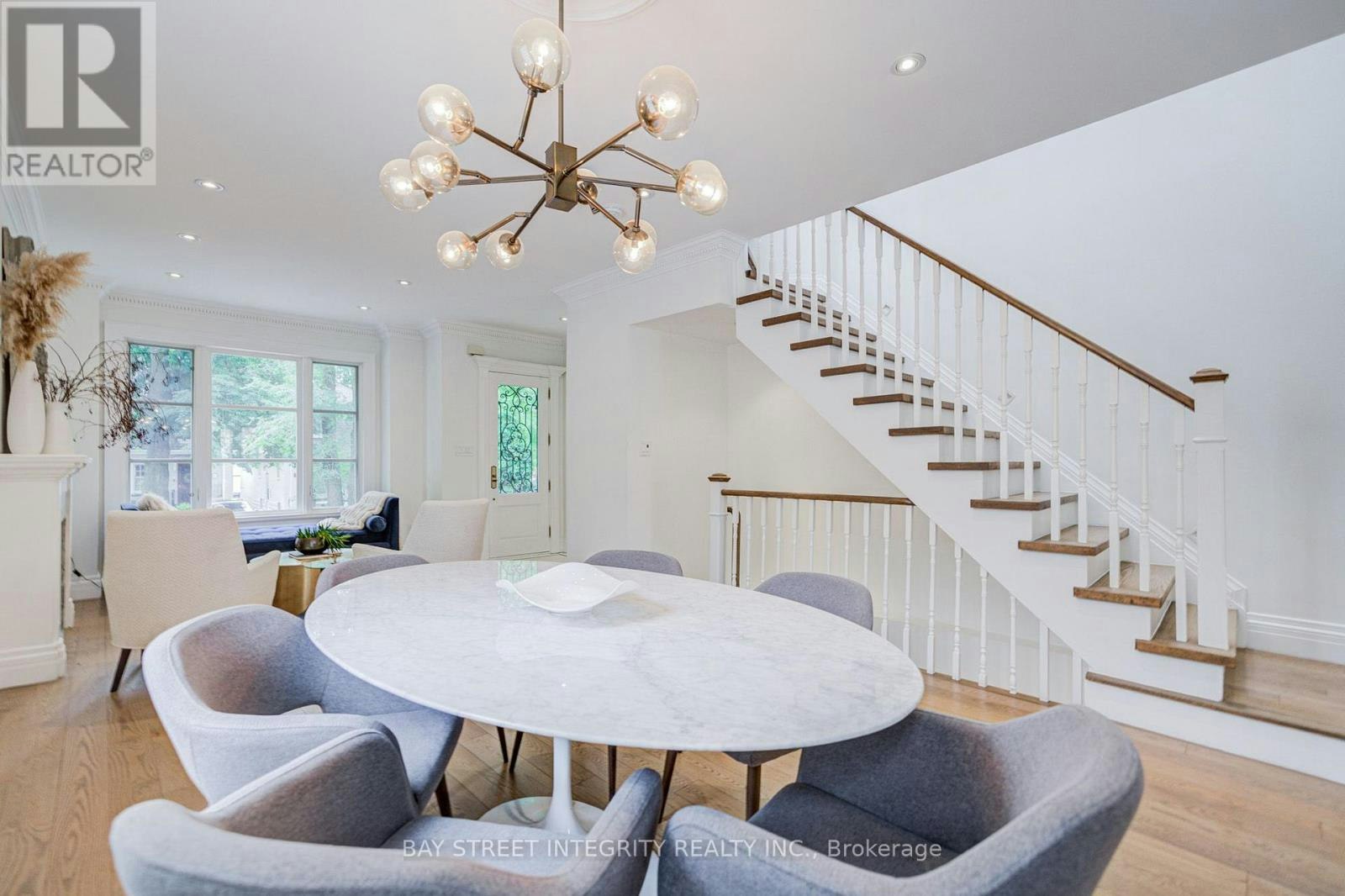 354 Old Orchard Grove, Toronto, ON, M5M 2E9 - 9