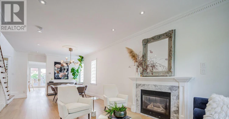 354 Old Orchard Grove, Toronto, ON, M5M 2E9 - 5