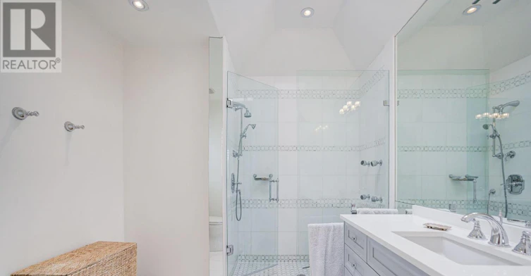 354 Old Orchard Grove, Toronto, ON, M5M 2E9 - 30
