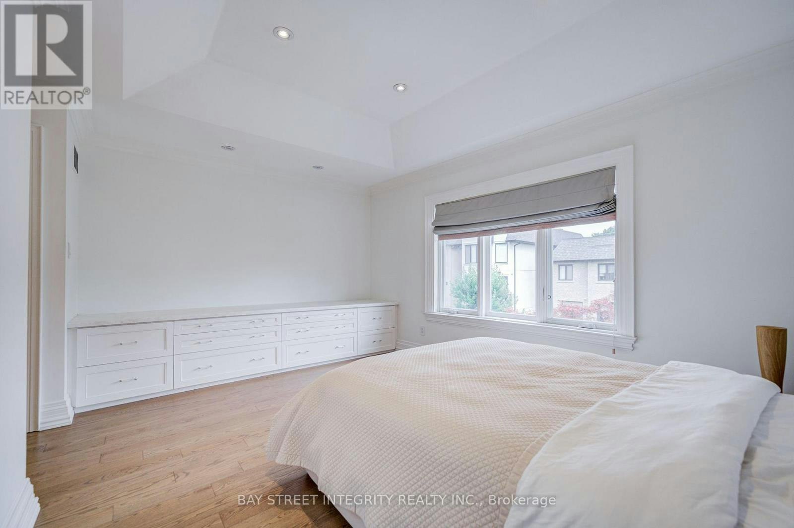 354 Old Orchard Grove, Toronto, ON, M5M 2E9 - 29
