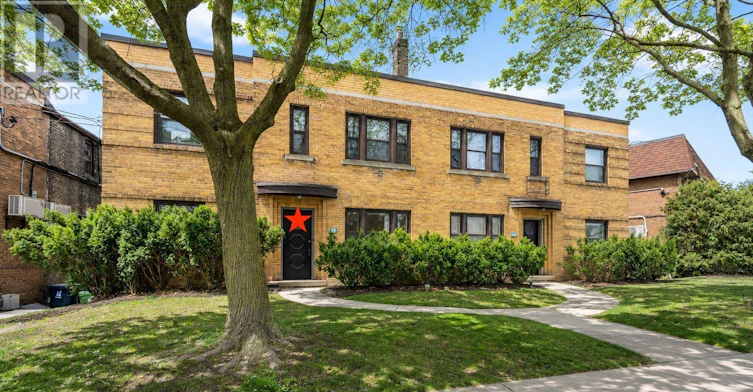 1-107 Chatsworth Drive, Toronto, ON, M4R 1R8