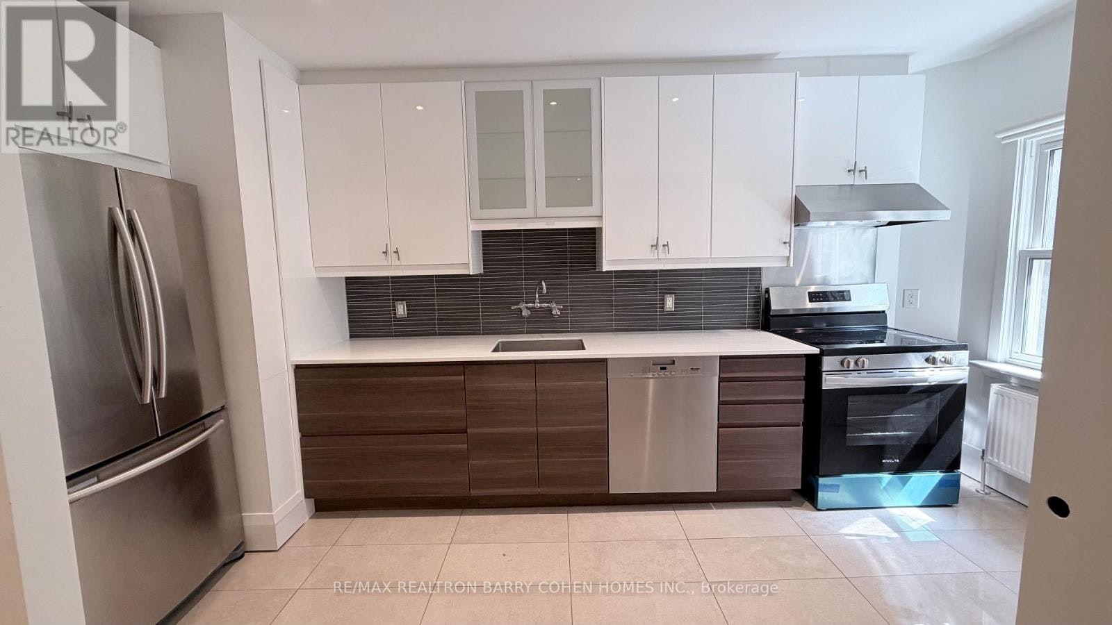 1-107 Chatsworth Drive, Toronto, ON, M4R 1R8 - 9