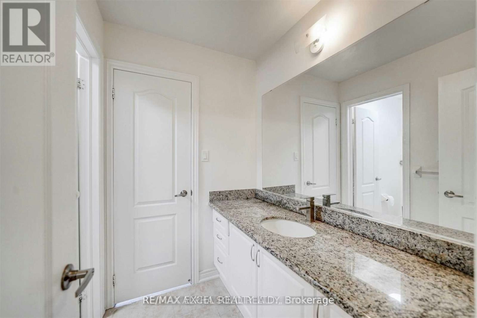 67 Alvin Curling Crescent, Toronto, ON, M1V 0E7 - 32