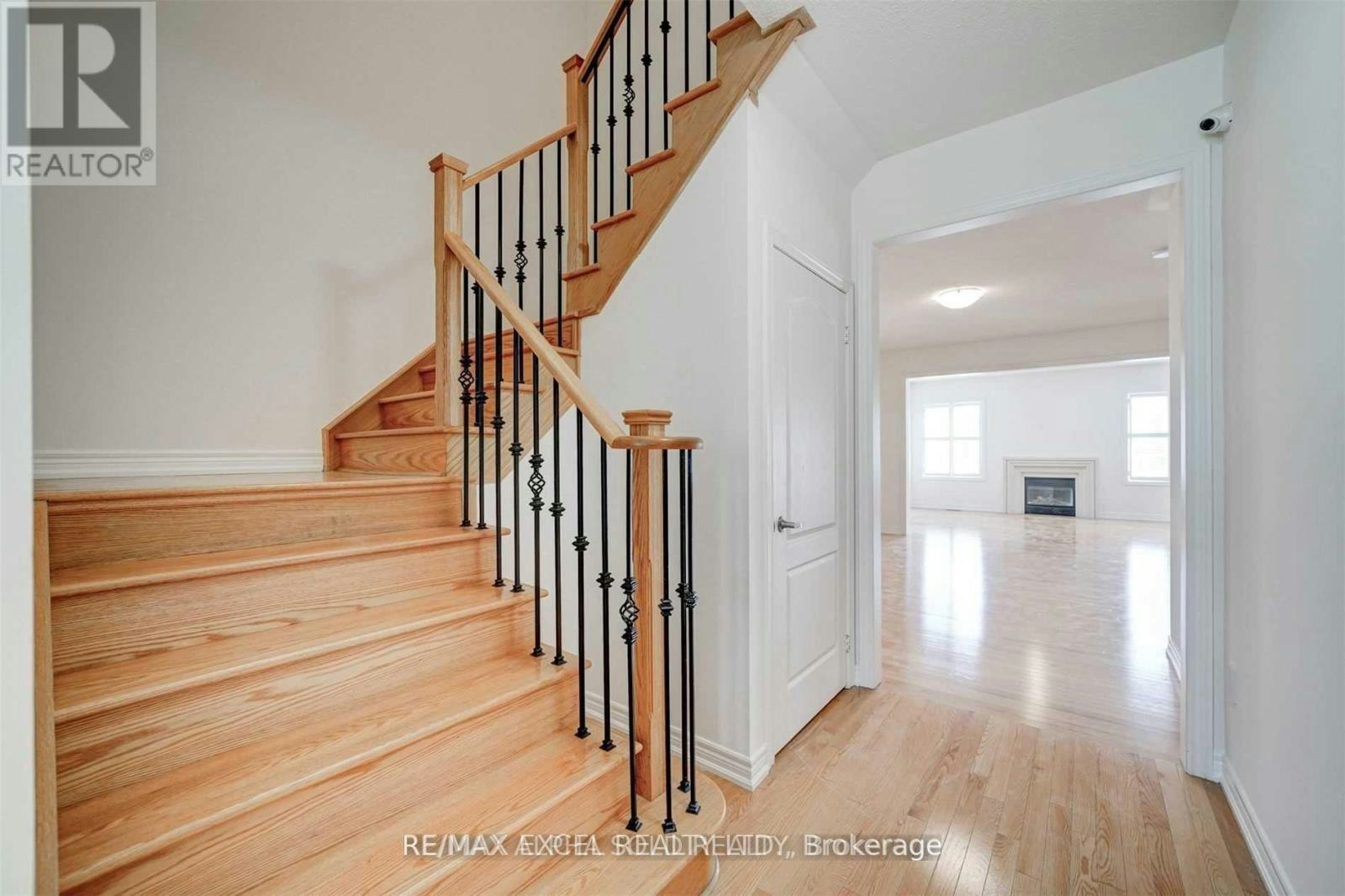 67 Alvin Curling Crescent, Toronto, ON, M1V 0E7 - 5