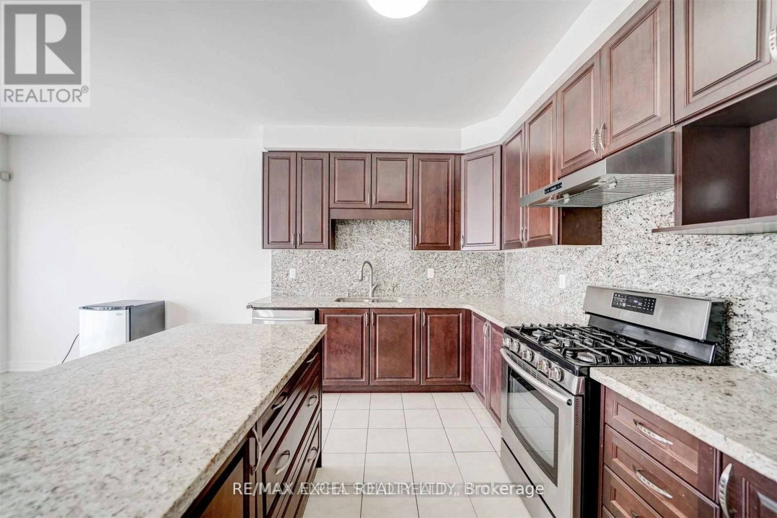67 Alvin Curling Crescent, Toronto, ON, M1V 0E7 - 16