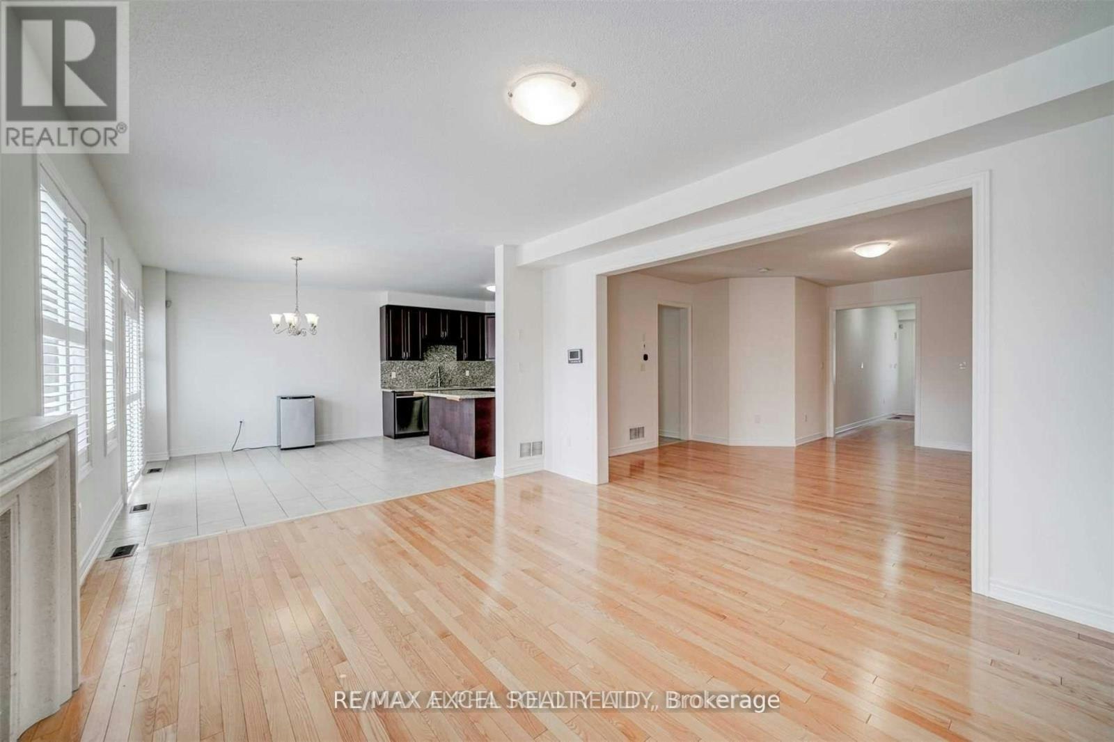 67 Alvin Curling Crescent, Toronto, ON, M1V 0E7 - 12