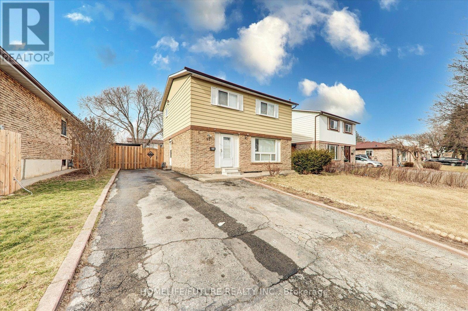BSMT-97 Dunsfold Drive, Toronto, ON, M1B 1T5 - 4