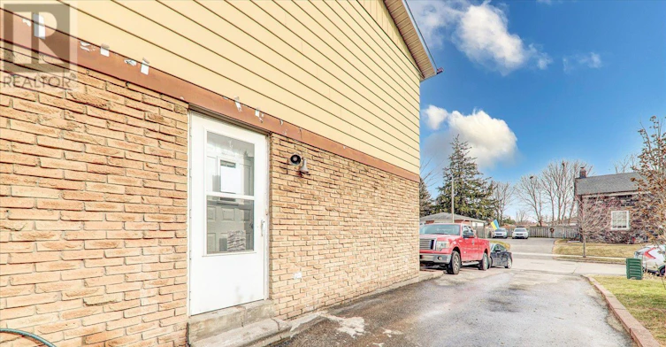 BSMT-97 Dunsfold Drive, Toronto, ON, M1B 1T5 - 6